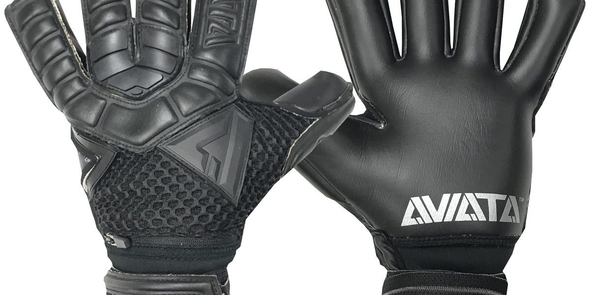 Aviata viper de luxe goalkeeper gloves on sale