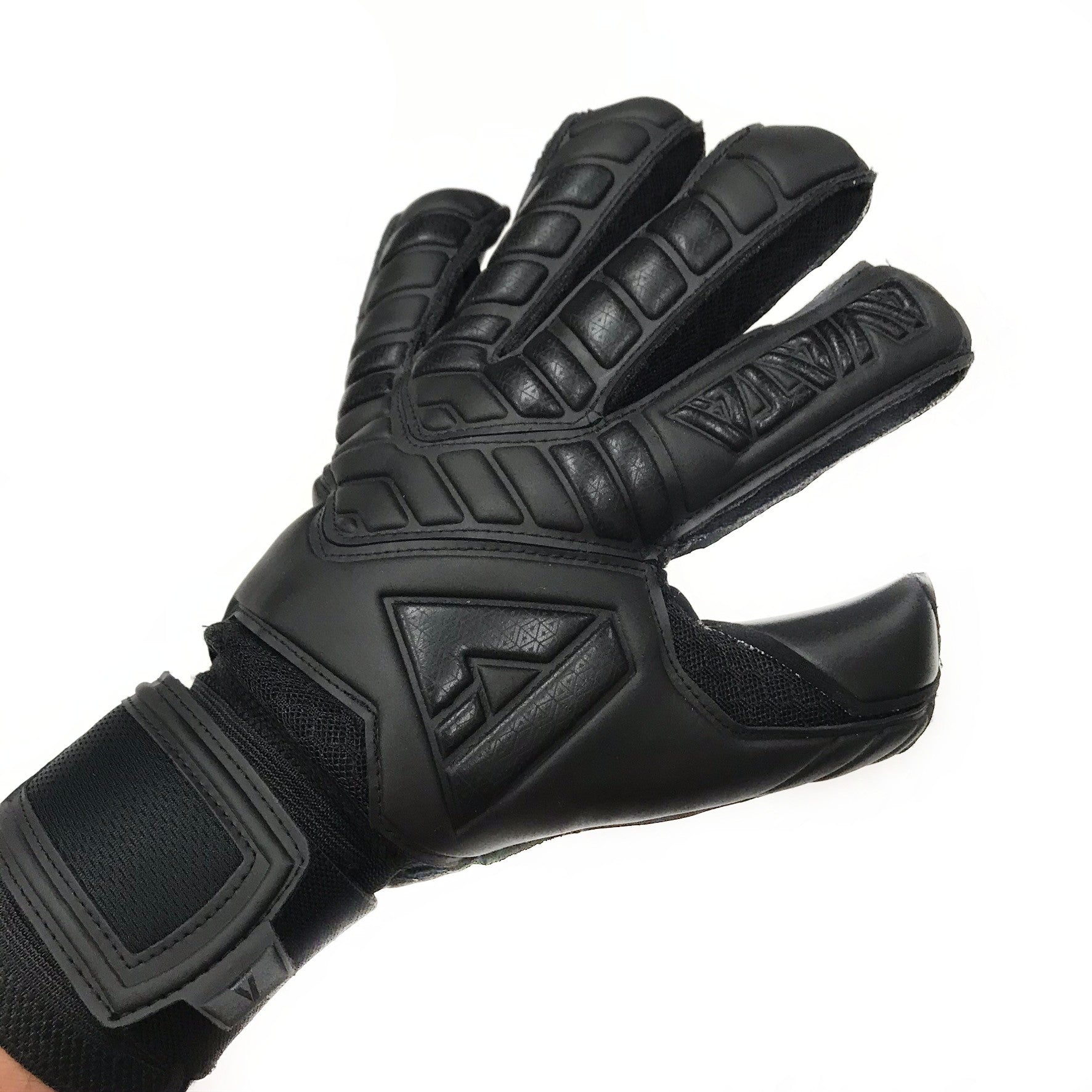 Halcyon Turf Blackout Match Pro